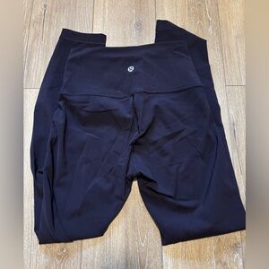 Wunder Under 25” size 2 Dark purple